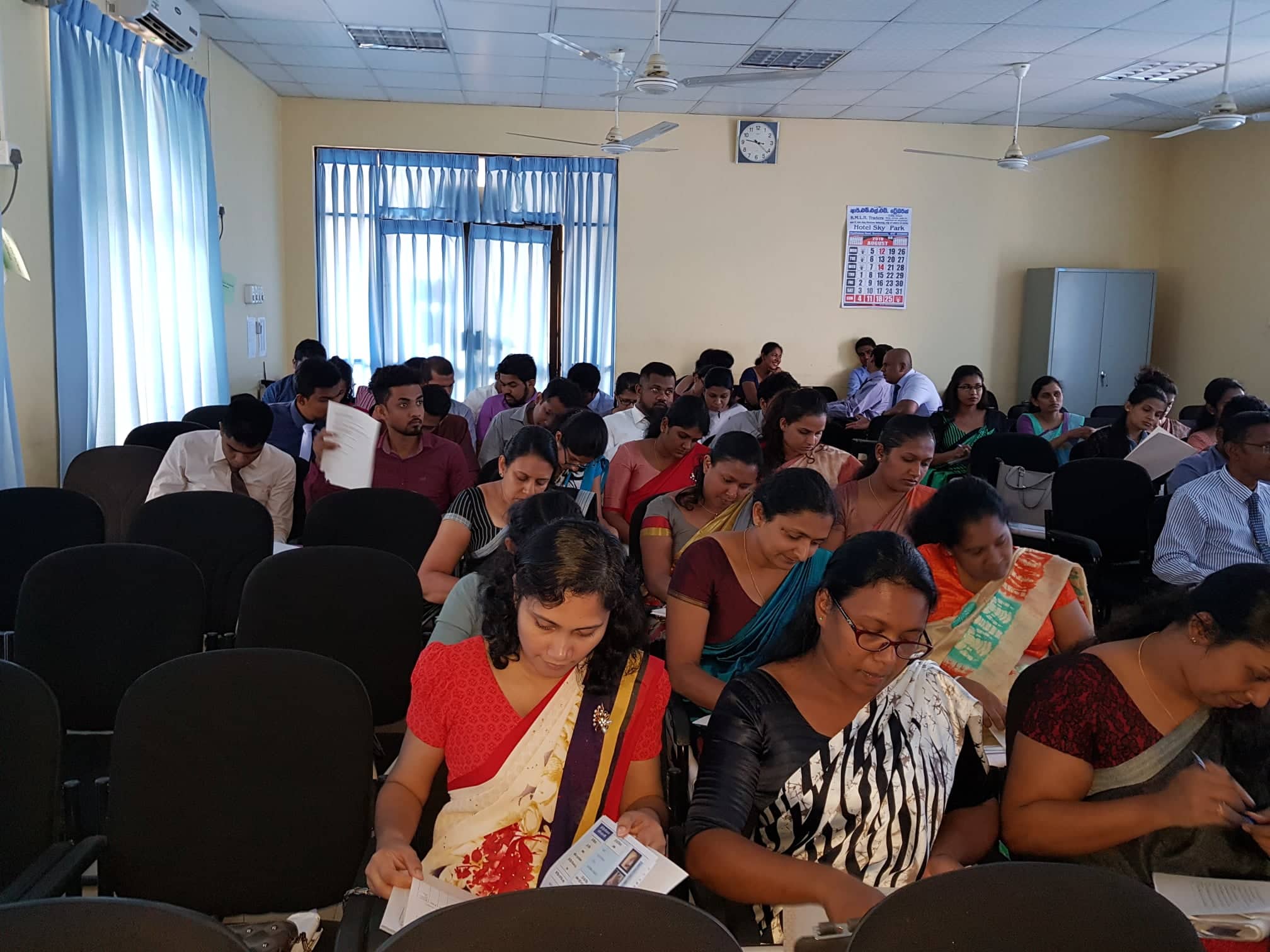 Smokeless tobacco and Areca nut cessation training programme for dental surgeons, Uva Province